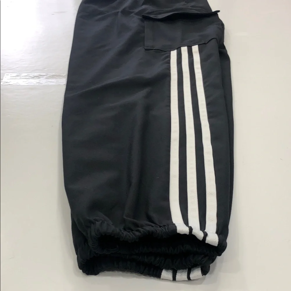 Adidas Youth XL Black Cargo Pants W/ White Stripes (15–16 UK) - Picture 7 of 8